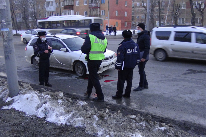 В Екатеринбурге легковушка насмерть сбила ребёнка