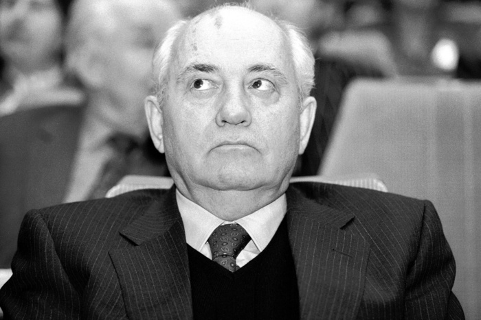 Прокуратуру просят проверить Горбачева на госизмену