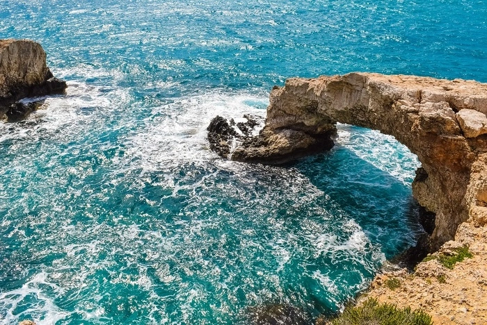 Авиакомпания «Победа» запустит рейсы на Кипр из Екатеринбурга