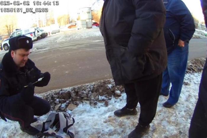 В Екатеринбурге задержали закладчика-«флориста»