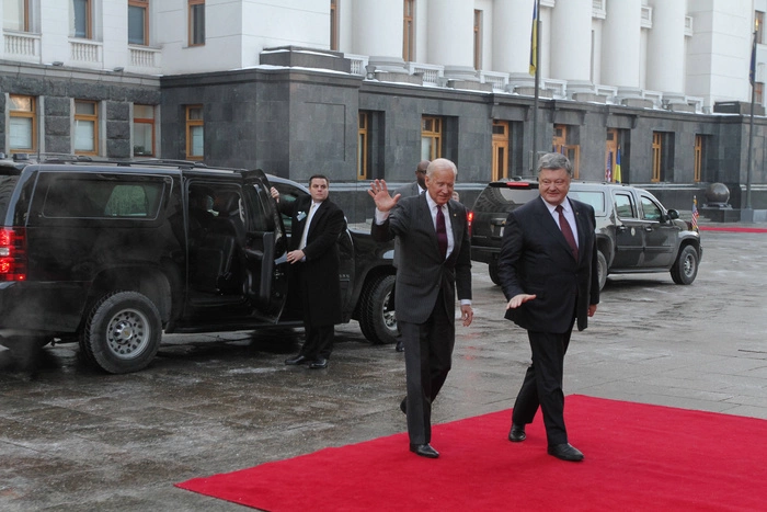 Порошенко поведал об удовольствии от грядущей встречи с Трампом