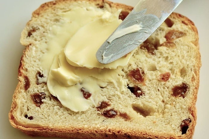 В екатеринбургские детские лагеря поставляли подозрительное сливочное масло