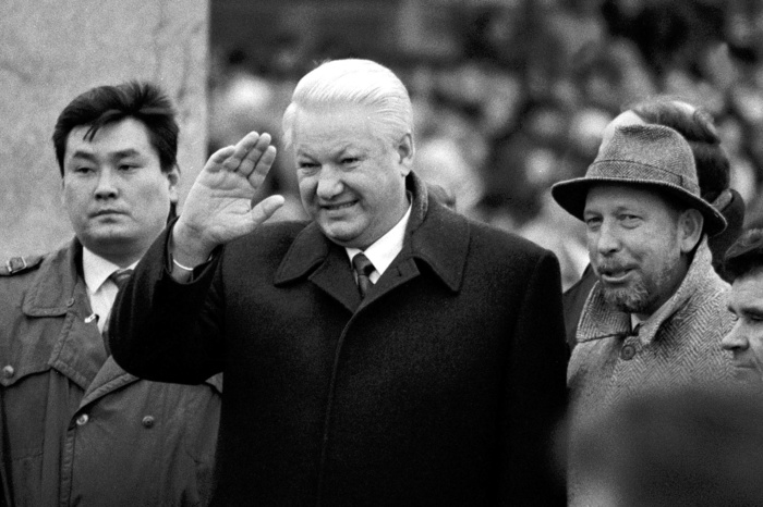 Появились подробности первой попытки Ельцина развалить СССР