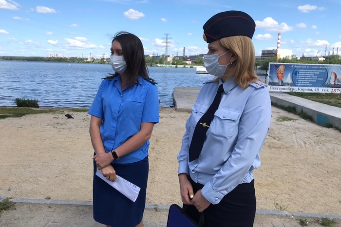 Полицейские и сотрудники прокуратуры Екатеринбурга провели рейды по городским водоёмам
