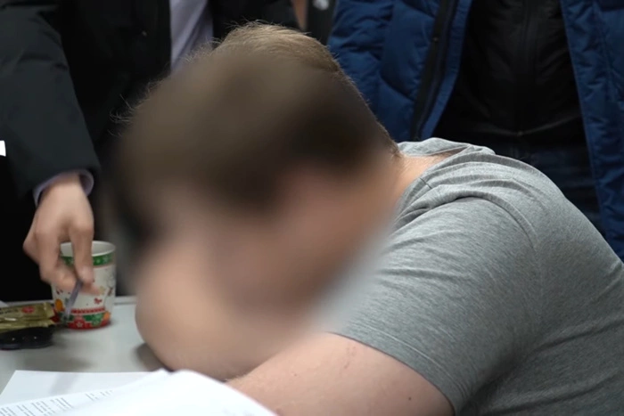 Соседи рассказали о супругах с УВЗ, которых подозревают в госизмене