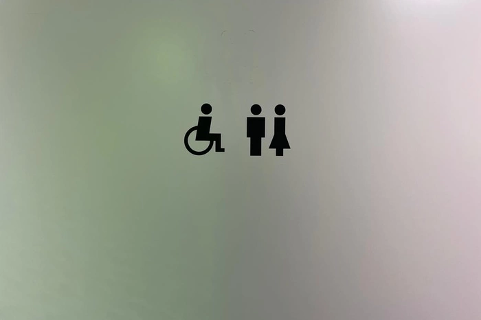 В свердловской школе подростки надругались над пятиклассником