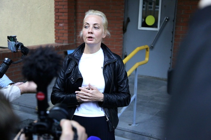 «Хотите выведать информацию и выслужиться». Юлия Навальная ответила на инициативу Рошаля