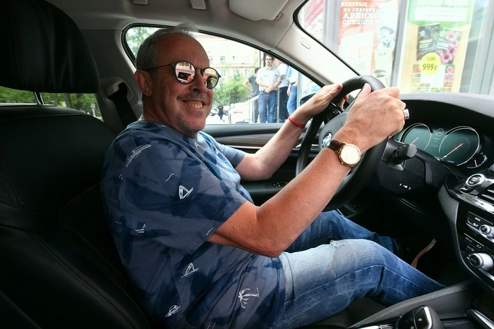 Андрей Макаревич и Сергей Шнуров написали по «райской» песне на слова Путина