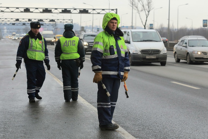 Сотрудники ГИБДД за несколько часов поймали 260 пешеходов-нарушителей