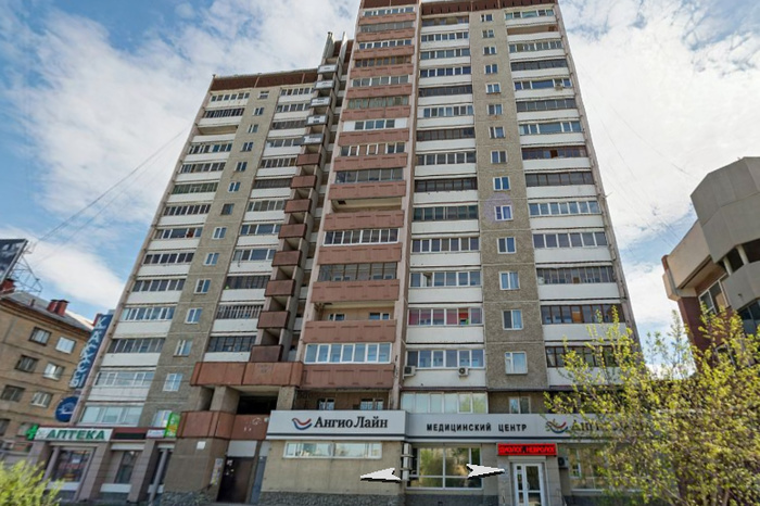 В Екатеринбурге погиб парень, выбросившись из окна многоэтажки
