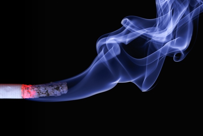 В России табачные компании обяжут выпускать самозатухающие сигареты