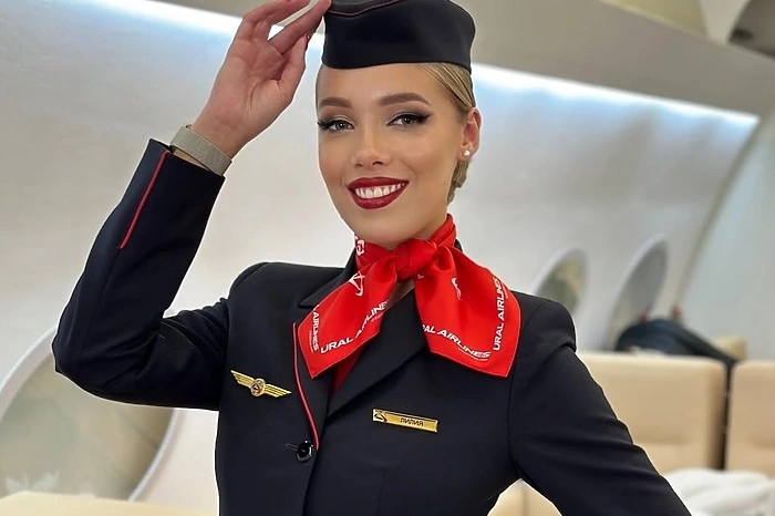 Бортпроводница «Уральских авиалиний» попала в топ самых красивых стюардесс мира