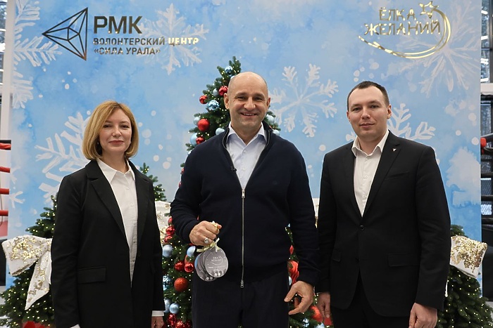 Жога снял с «Елки желаний» 9 шаров и поделился детскими мечтами