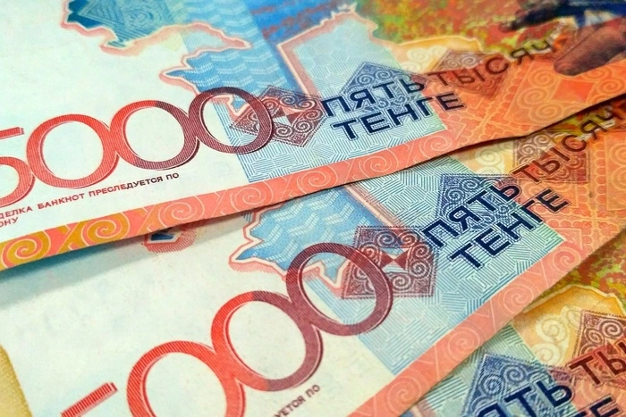 «Пришлось давать взятку проводнику»: уехавшие в Казахстан свердловчане — о стоимости переезда