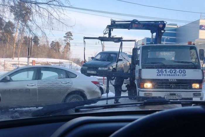 В Екатеринбурге инспекторы ГИБДД в ходе погони задержали пьяного водителя