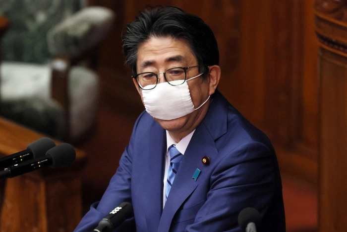 СМИ: Премьер Японии не поедет в Москву на 75-летие Победы, если празднование состоится в сентябре