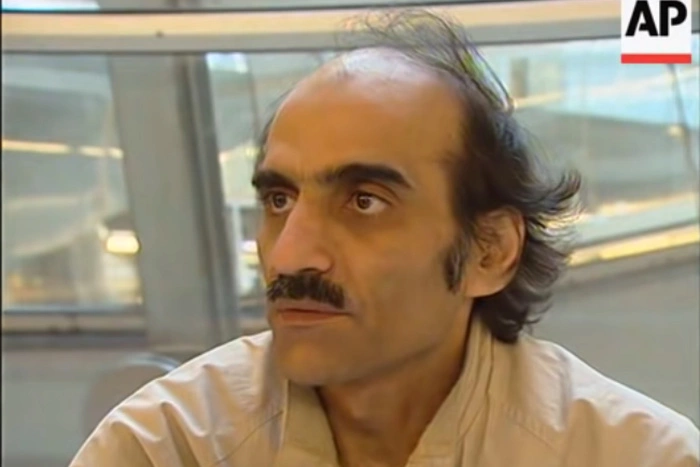 В парижском аэропорту умер прототип героя Хэнкса в фильме «Терминал»