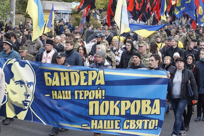 Новый украинский транспортный самолет захотели назвать в честь Бандеры