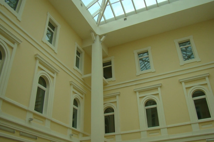 Экс-директор элитной екатеринбургской гимназии переехал в Москву