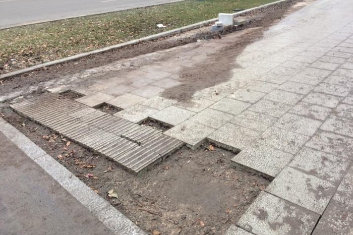 Сроки укладки гранитной плитки в Екатеринбурге вновь перенесли