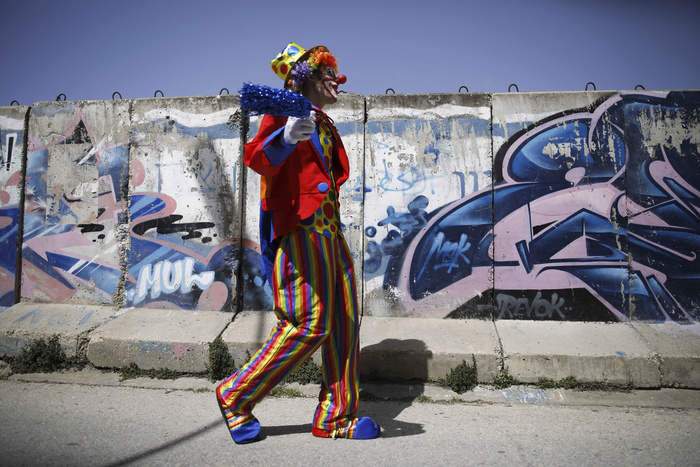 Обокравшего цирк братьев Запашных в костюме клоуна судят в Москве