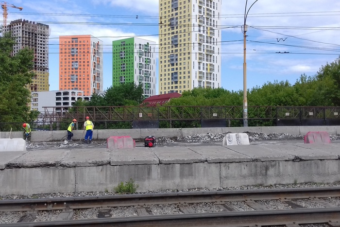 Ремонт дорог и тротуаров в Екатеринбурге идет с опережением графика