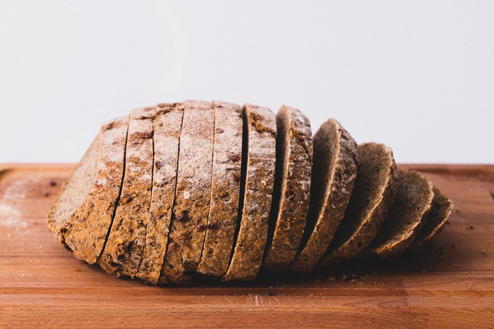 В свердловских магазинах обнаружили некачественный хлеб