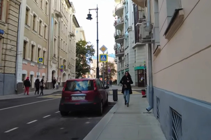 «Отличный мэр так-то». Москвичи заявили, что устали от «украшательства» столицы