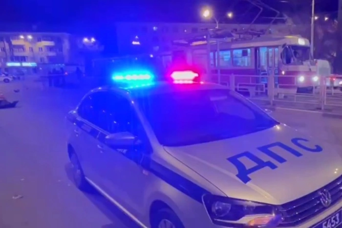 В Екатеринбурге проверят врачей, которые пустили за руль 79-летнего «сердечника» (ВИДЕО)