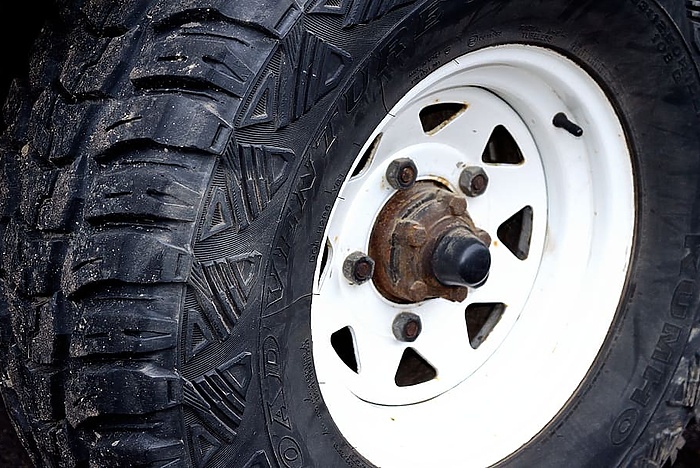 В ГИБДД рассказали свердловским водителям, пора ли менять резину на зимнюю