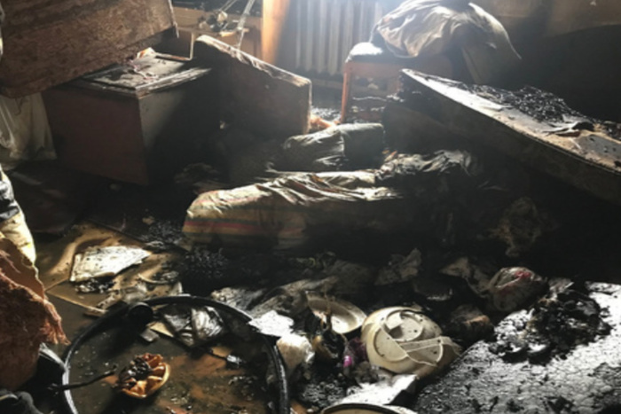 В Свердловской области при пожаре заживо сгорела женщина
