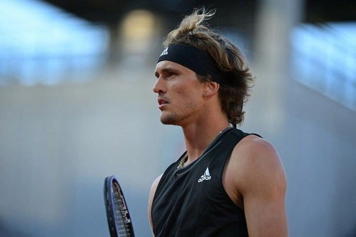 Тарпищев назвал победу Зверева над россиянином в финале Олимпиады закономерной