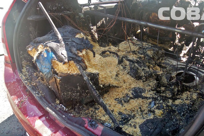 В сгоревшей машине в гаражах на Восточной обнаружено тело водителя