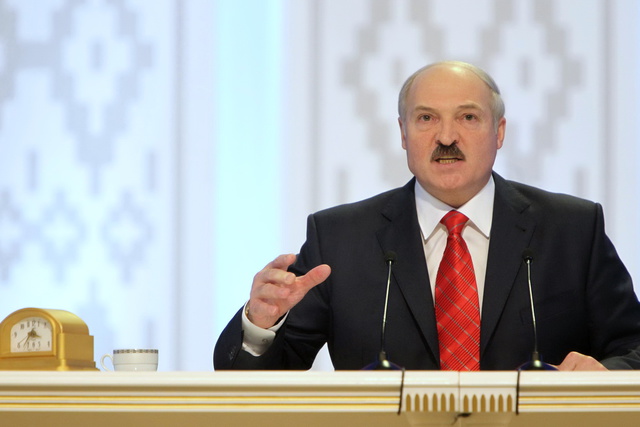 Лукашенко: лидеры ели белорусские продукты и пили кофе ведрами