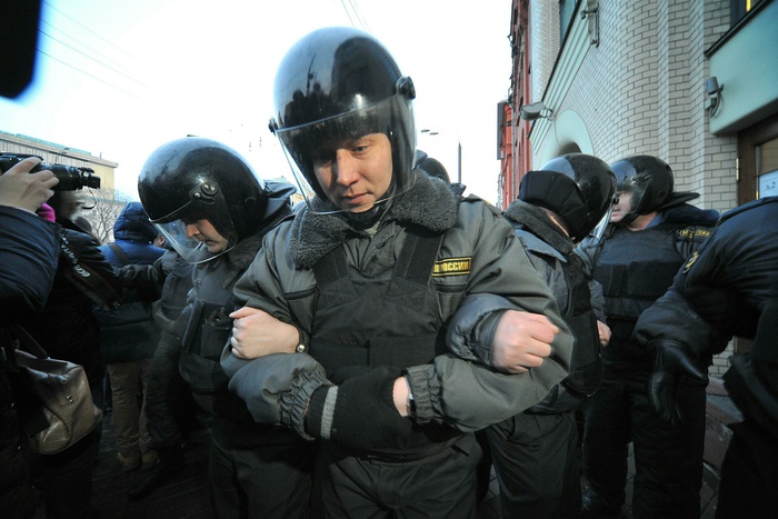 На Урале проверяют факт публикации полицейским фото обнаженного мужчины