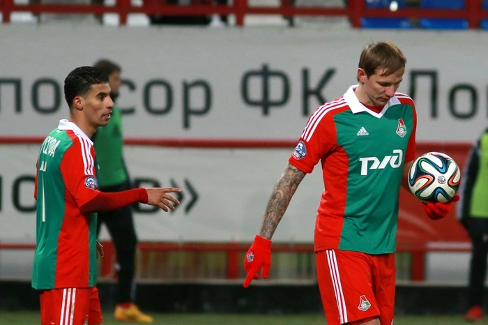 Павлюченко помирился с плюнувшим на его Porsche водителем