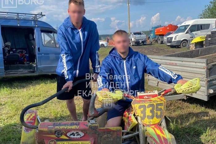 Участник заезда на мотоциклах с коляской чемпионата России насмерть разбился в Ирбите