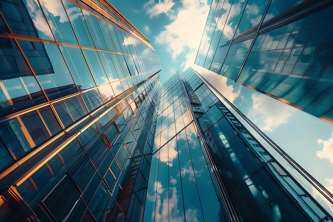 Возбуждено дело из-за смерти девочки, выпавшей из окна в Екатеринбурге