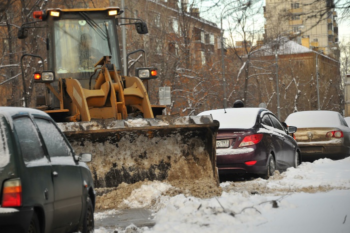 Сегодня утром из-за снегопада в Екатеринбурге были пробки 8 баллов