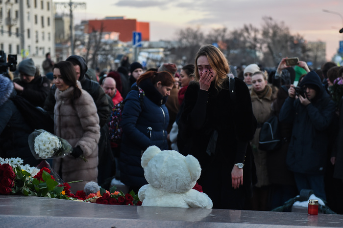 В Петербурге разослали бюджетникам письма об акции памяти «Кемерово, мы с тобой»