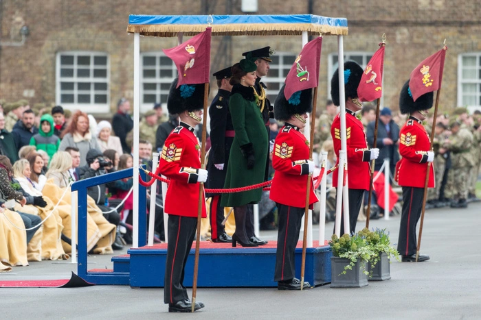 Супруга принца Уильяма герцогиня Кембриджская родила сына