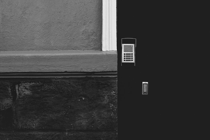 В Екатеринбурге пенсионер отдал мошенникам 16 млн рублей. Что они ему сказали?