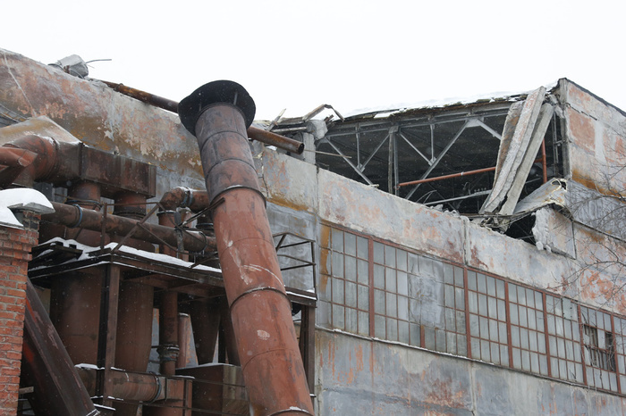 Завод имени Калинина перенес на осень ввод нового корпуса вместо обрушившегося