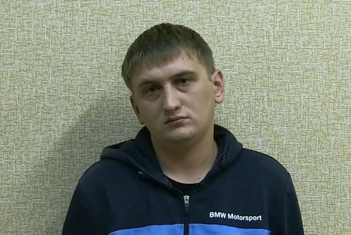 В Екатеринбурге владелец точки по ремонту сдал перекупщикам чужой IPhone 5