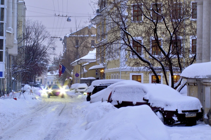 Труп пенсионерки в халате оттаял во дворе Челябинска