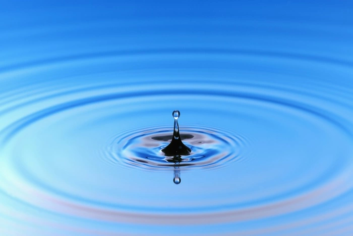 Сырая вода — возможно, главный ЗОЖ-тренд 2018 года