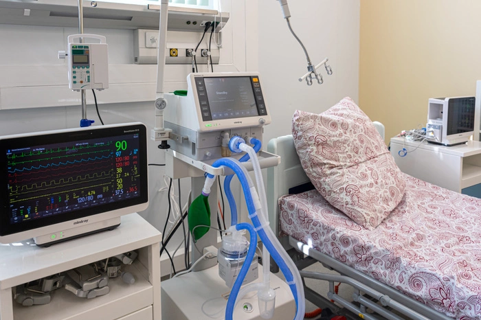 Куйвашев объяснил, зачем регион в больших количествах закупает аппараты ИВЛ