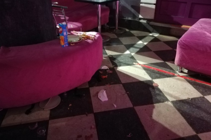 «Задержано 10 человек»: в уральском баре произошла массовая драка
