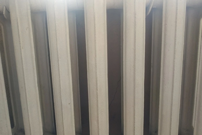 Десятки жителей Кушвы замерзают в своих квартирах