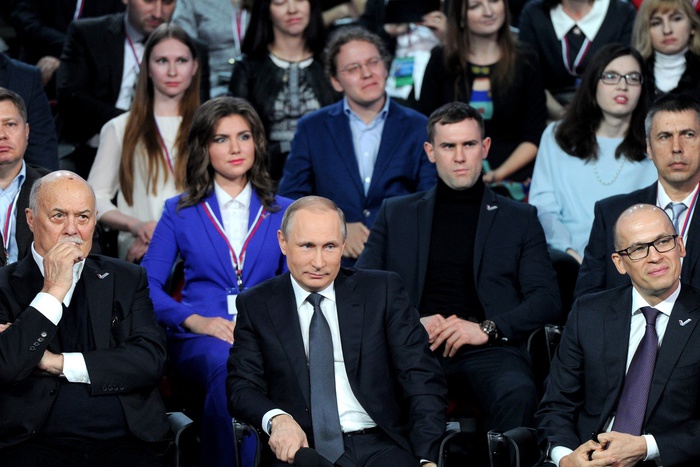 Путин отрепетировал «прямую линию» с народом